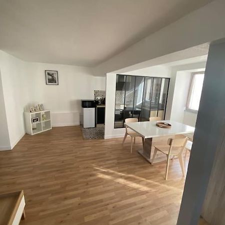 Appartement T2 Centre Ville Dole Extérieur photo