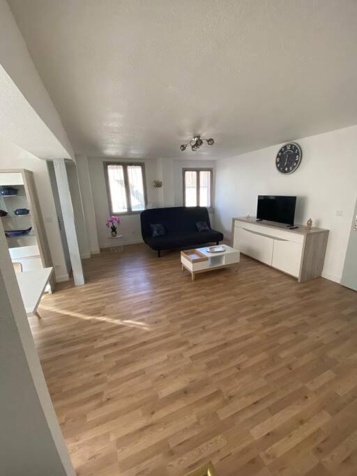 Appartement T2 Centre Ville Dole Extérieur photo